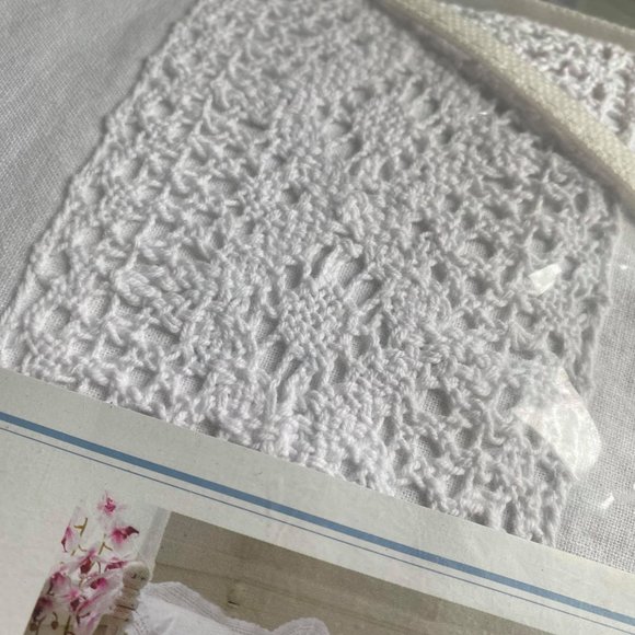 Linen Crochet Duvet Cover Set - Simply Shabby Chic - Picture 4 of 6